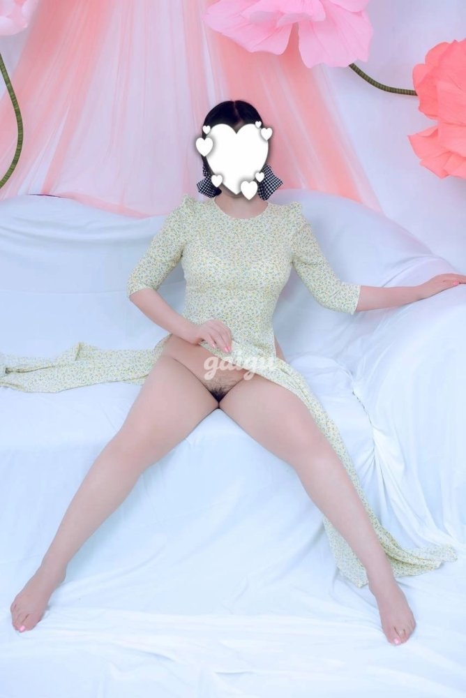 Cô giáo Phương Thảo- phong thái dâm đãng