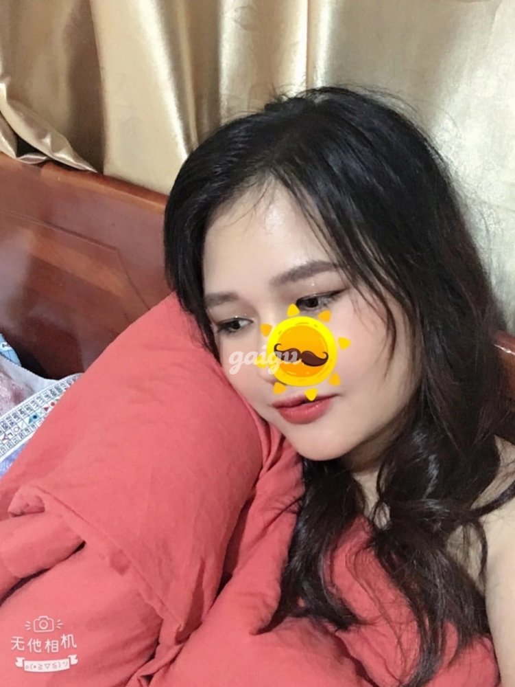 Ngọc Linh-trắng hồng vú mông múp đầy