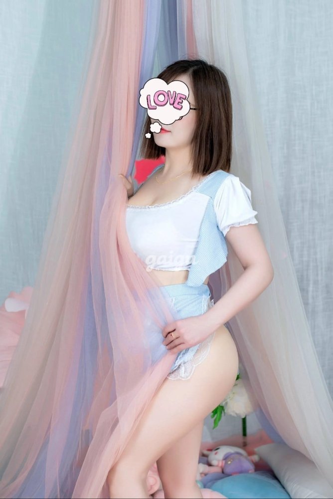 Xuân Liên - Ngực bự , dâm đãng , nhiệt tình , chiều khách